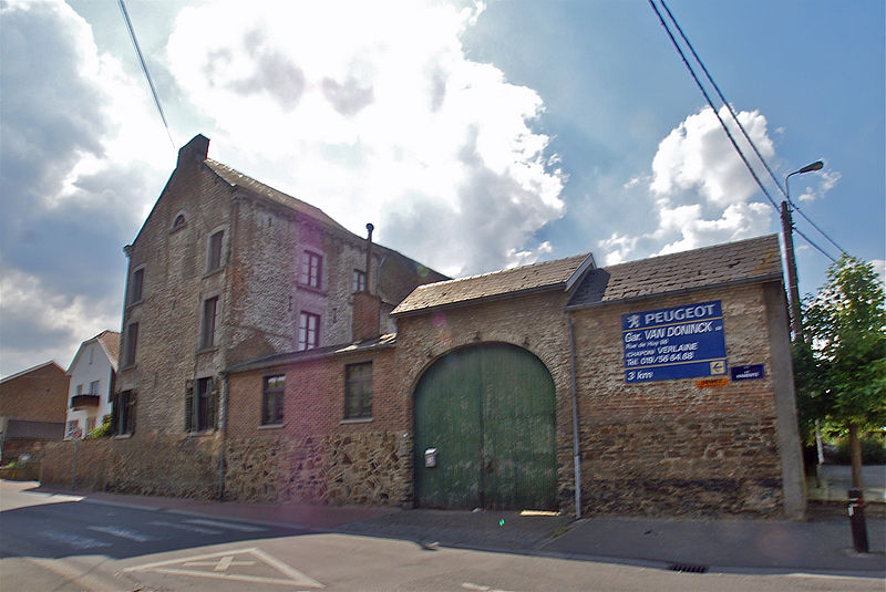 Fichier:Ferme Hesbignonne.jpg