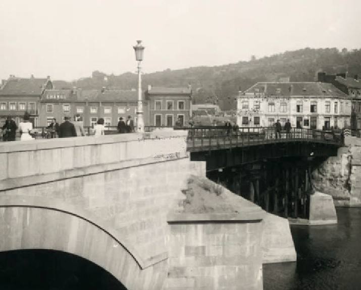Fichier:Destruction pont2.jpg
