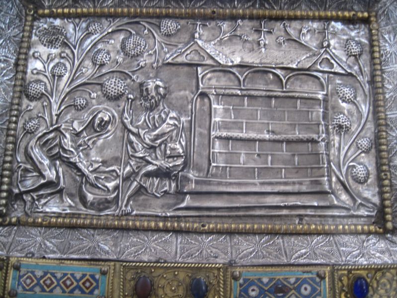 Fichier:4.Châsse de sainte Ode.JPG