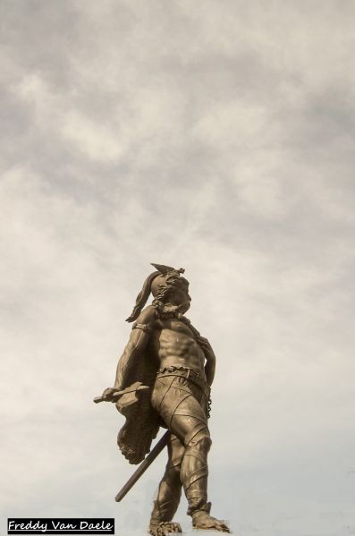 Fichier:AMBIORIX A TONGRES.jpg