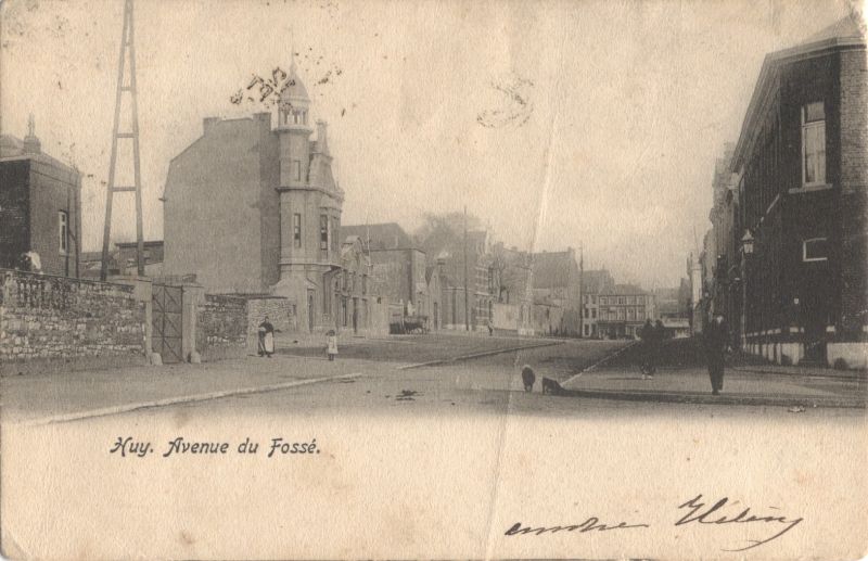 Fichier:Avenue des Fossés1.jpg
