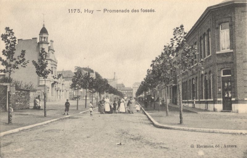 Fichier:Avenue des Fossés4.jpg