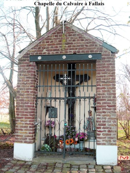 Fichier:Calvaire de Fallais.JPG