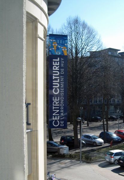 Fichier:Centre Culturel de Huy.JPG