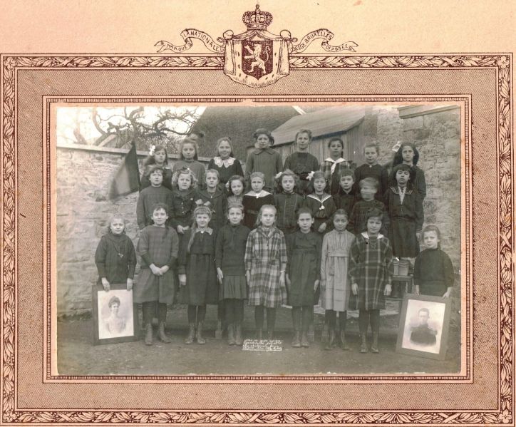 Fichier:Eco com filles 13.71.jpg