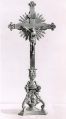 Croix, pied à trois faces avec palmettes laiton, XIXe