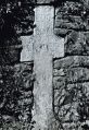 Croix funéraire ancien cimetière, Ici gît Martin Denblat et Nicolle son espeuse qui décéda lan 1572 prie dieu pour leurs amme