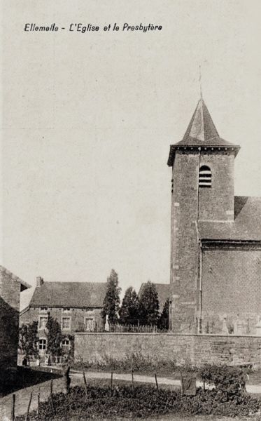 Fichier:Eglise 1 et le presbytère .21.71.jpg