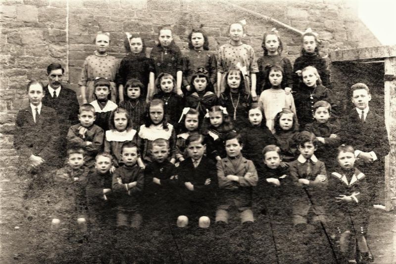 Fichier:Ell 44.21.71.jpg