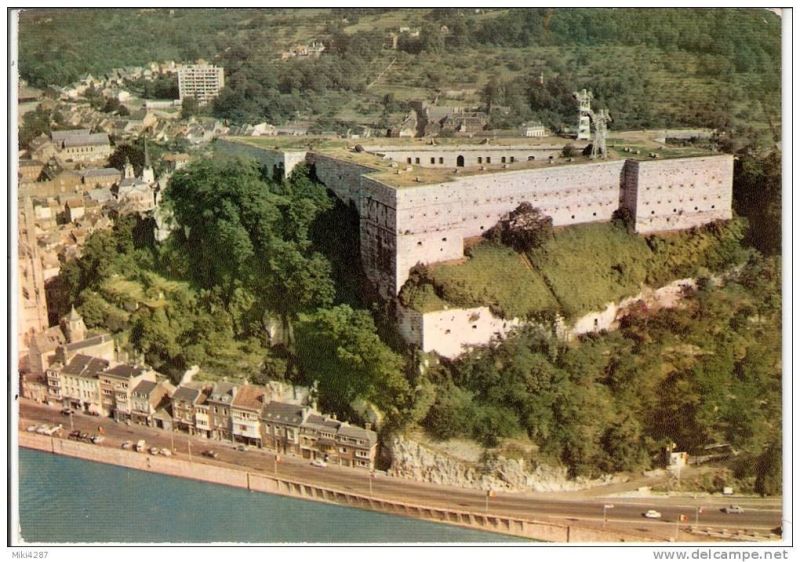 Fichier:Fort de Huy.jpg
