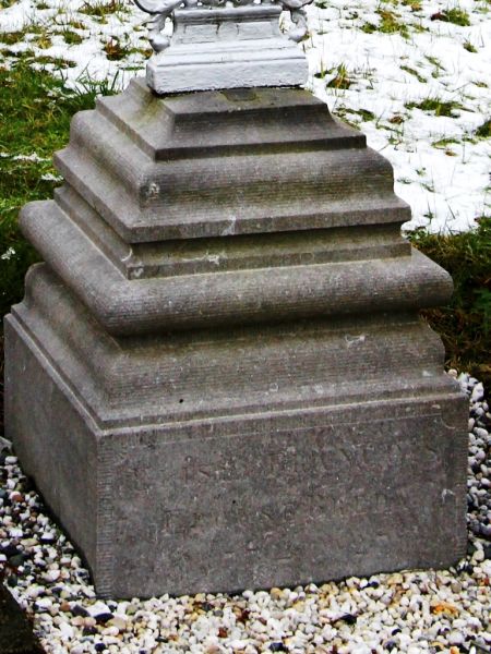 Fichier:G115.3.71.jpg