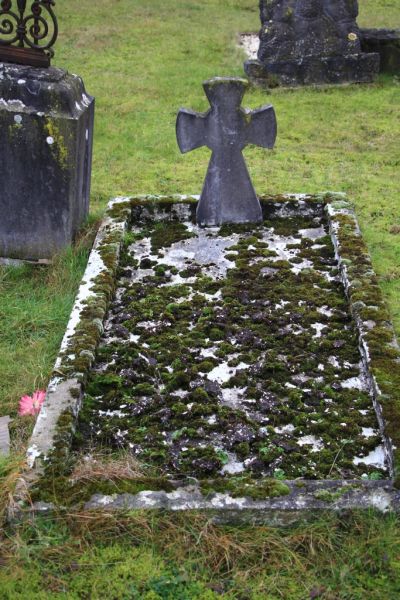 Fichier:G174.71.jpg