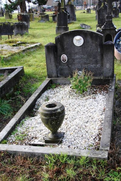 Fichier:G98.71.jpg