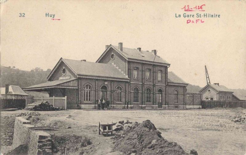 Fichier:Gare Saint Hilaire2.jpg