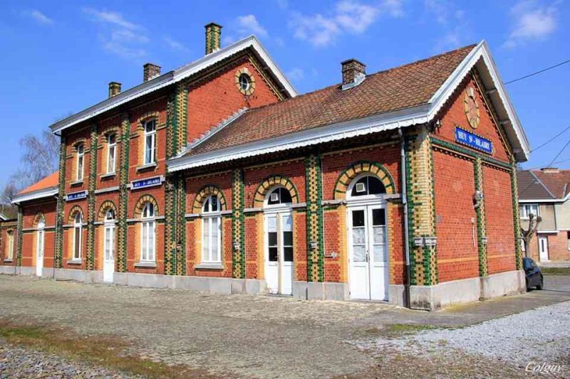 Fichier:Gare Saint Hilaire4.jpg