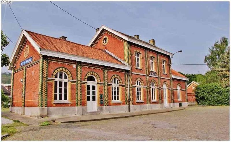 Fichier:Gare Saint Hilaire5.jpg