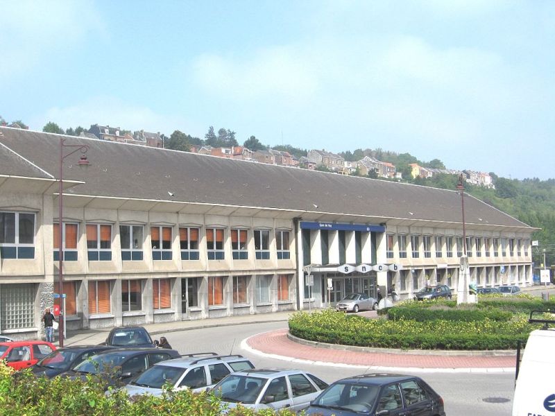 Fichier:Gare de Huy.jpg
