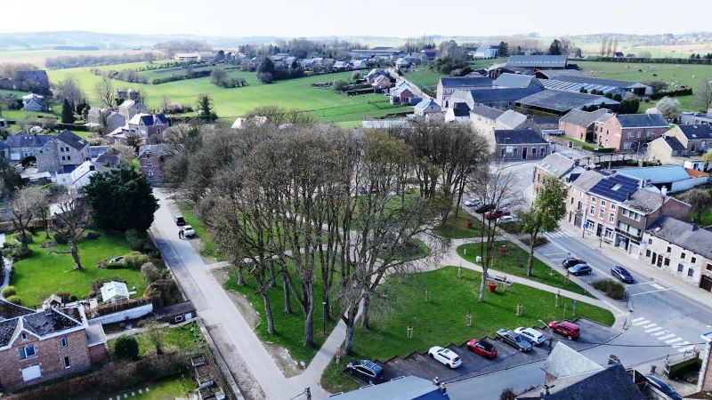 Fichier:Grand-Place DJI 21.jpg