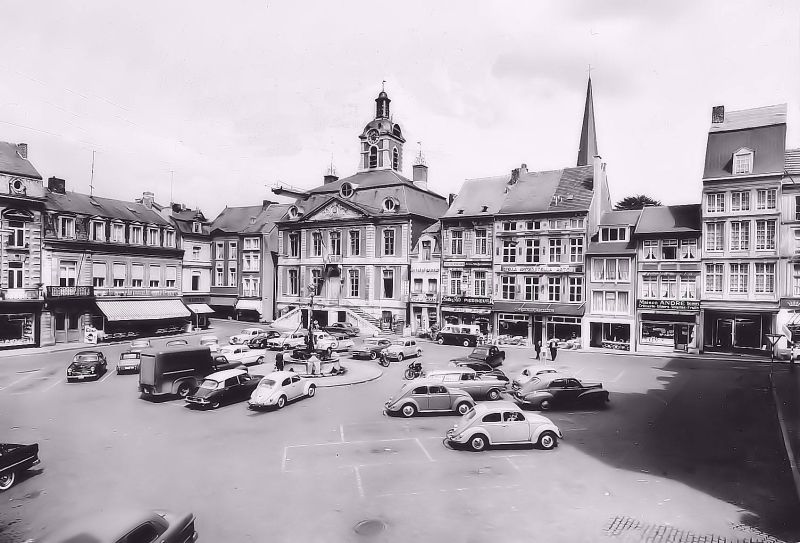 Fichier:Grand Place.jpg