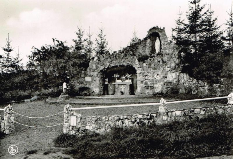 Fichier:Grotte N-D Béemont 04.jpg