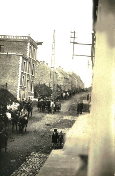Fichier:Guerre 14-18.02.jpg
