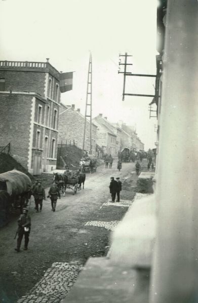 Fichier:Guerre 14-18.08.jpg