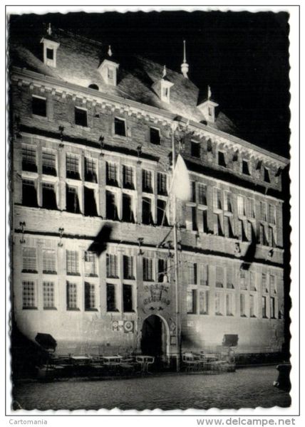 Fichier:Hôtel de la cloche8.jpg