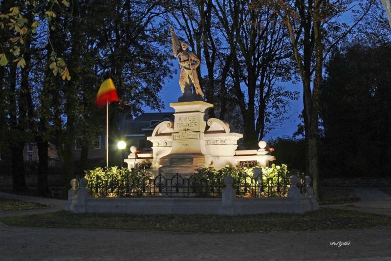 Fichier:IMG 0129.15.92.71.jpg