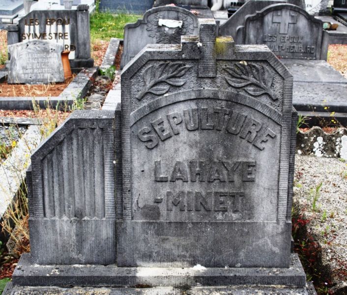 Fichier:Lahaye-Minet NC662.JPG