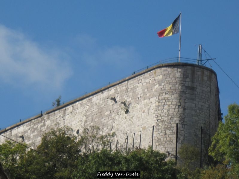 Fichier:Le Drapeau du Fort de Huy.JPG