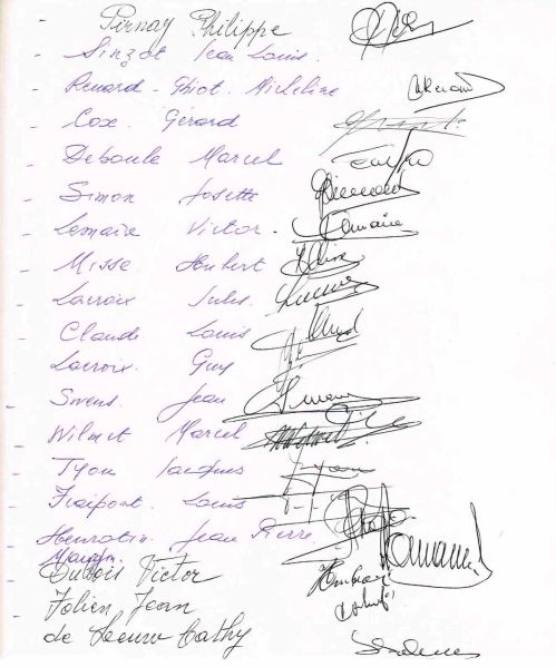 Fichier:Matou325.71.jpg