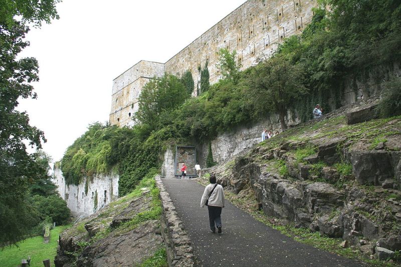 Fichier:Montée au fort.jpg