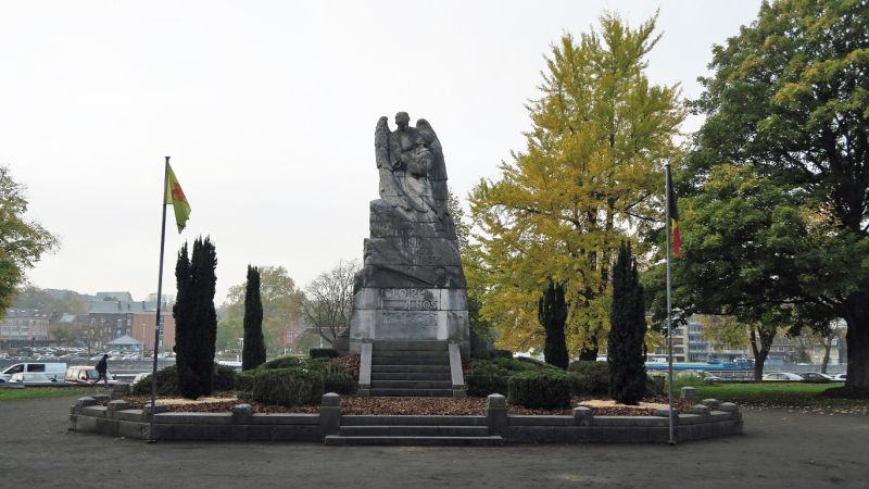 Fichier:Monument aux Morts.JPG