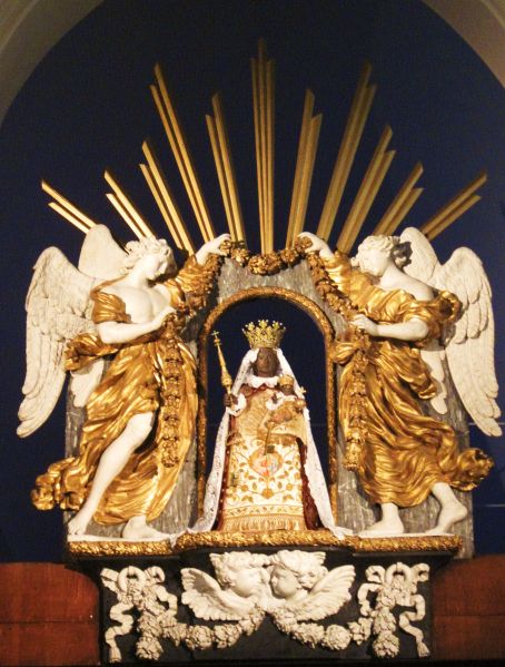 Fichier:Notre-Dame de la Sarte à Huy.jpg