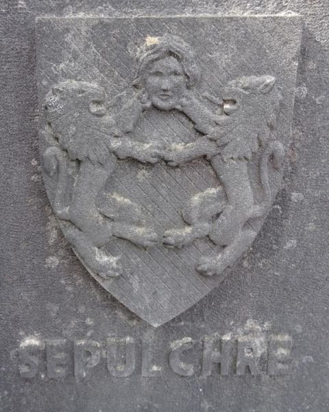 Fichier:Ouffet detail caveau NC27.71.jpg
