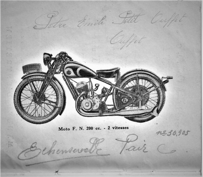 Fichier:Pêtre E moto 02.JPG