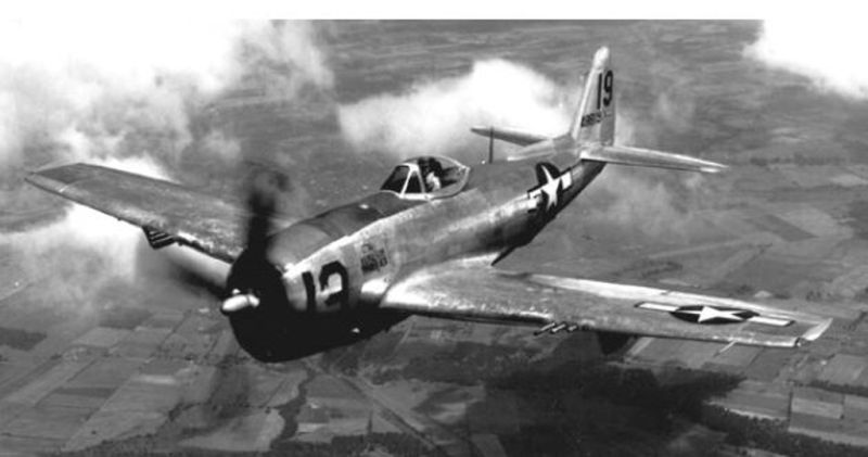Fichier:P47-D Thunderbolt 1944.71.jpg