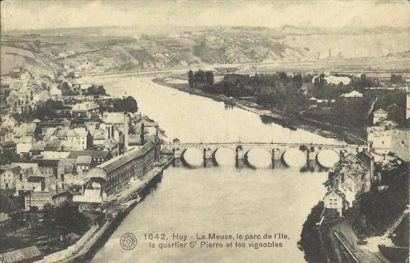 Fichier:Panorama Huy-3.jpg