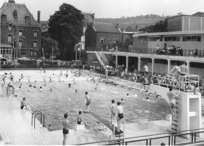 Fichier:Piscine.JPG