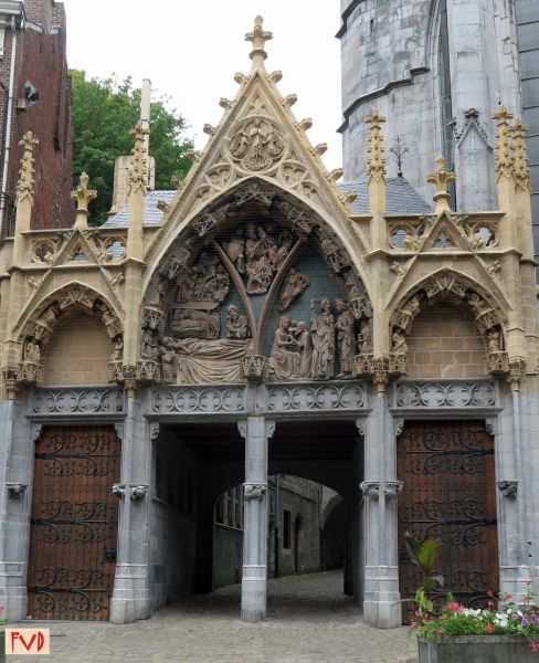 Fichier:Portail du Bethléem.jpg