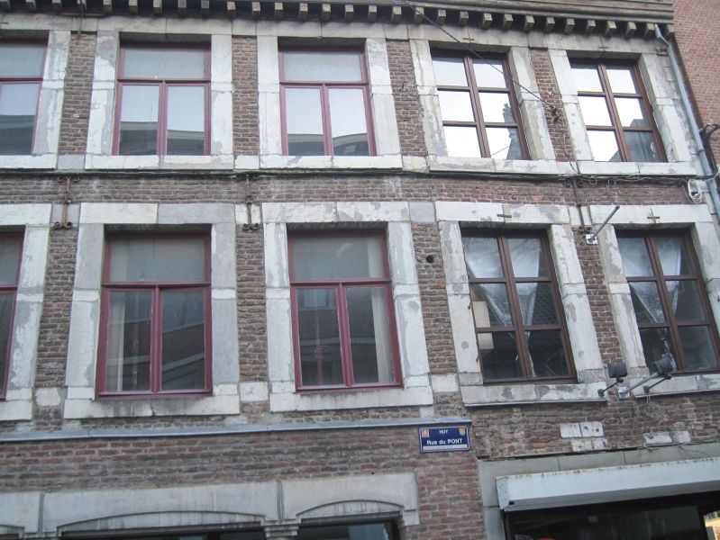 Fichier:RUE DU PONT 26.28.JPG