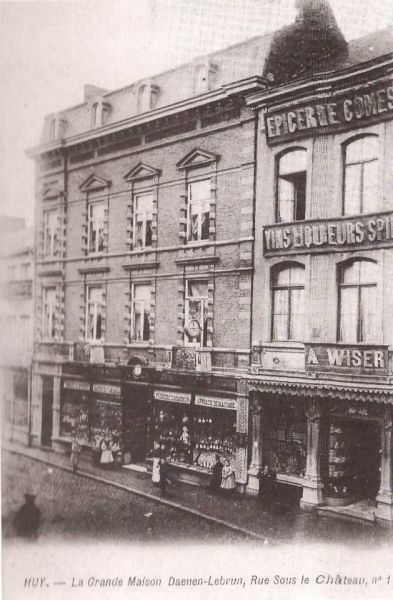 Fichier:Rue Sous le Château.jpg
