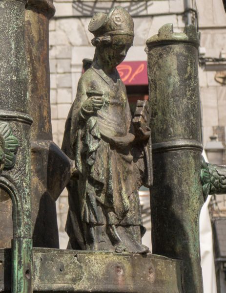 Fichier:Saint Domitien sur le Bassinia de Huy.jpg
