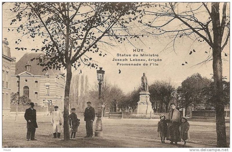 Fichier:Statue de Joseph Lebeau.jpg