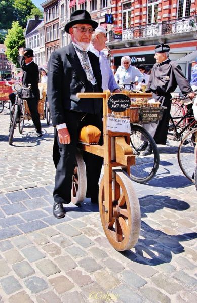 Fichier:TDF 11.jpg