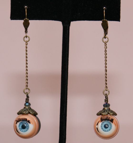 Fichier:Van De Velde Anne I spy with my little eye.jpg