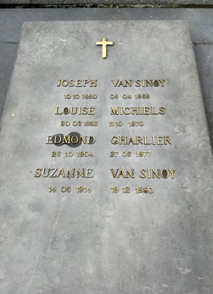 Fichier:Van Sinoy-Michiels NC240.jpg