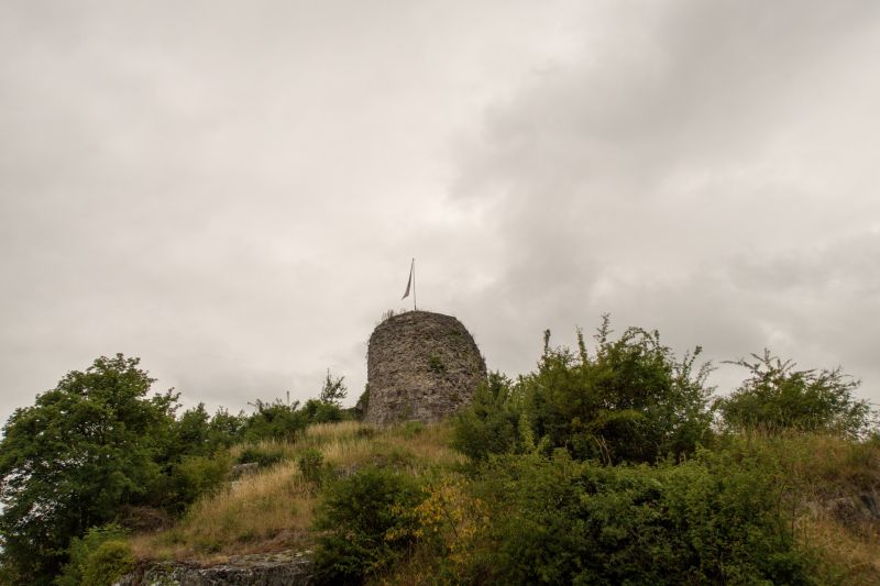 Fichier:Vestiges du fort de Moha.jpg