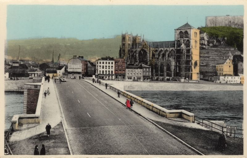Fichier:Vue de Huy - Artcolor.jpg